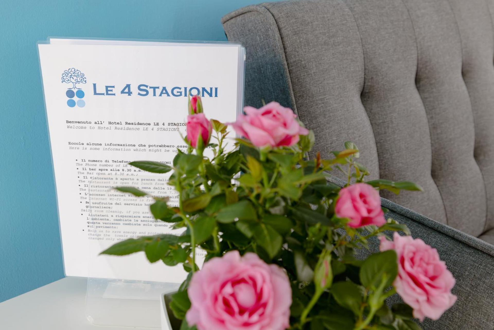 مينفي Residence Le 4 Stagioni المظهر الخارجي الصورة